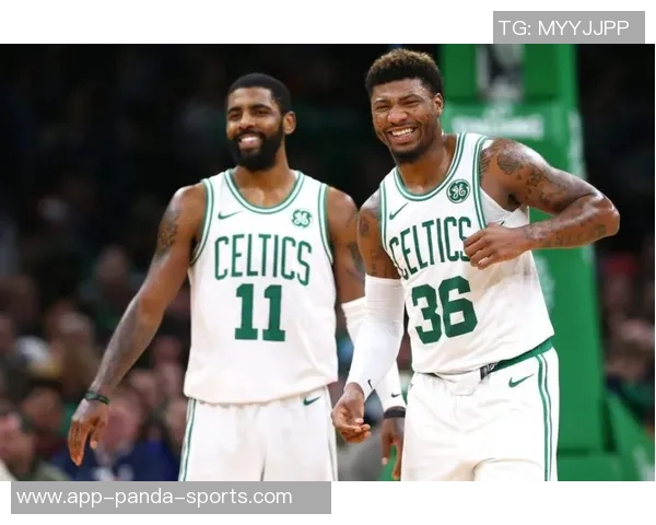 足球场上的王者之光：11号球星的传奇故事与巅峰之路